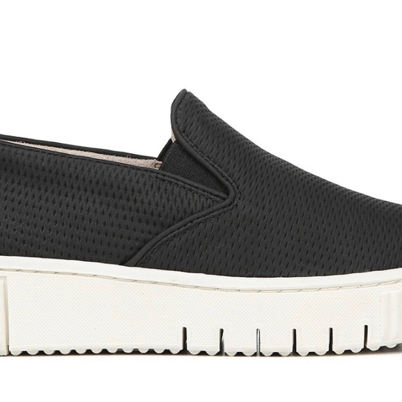 SOUL Naturalizer Tia Slip-on Sneaker - Picture 2 of 4